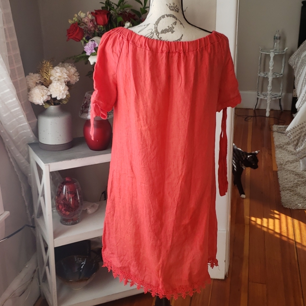 Dress - Picture 2 of 3